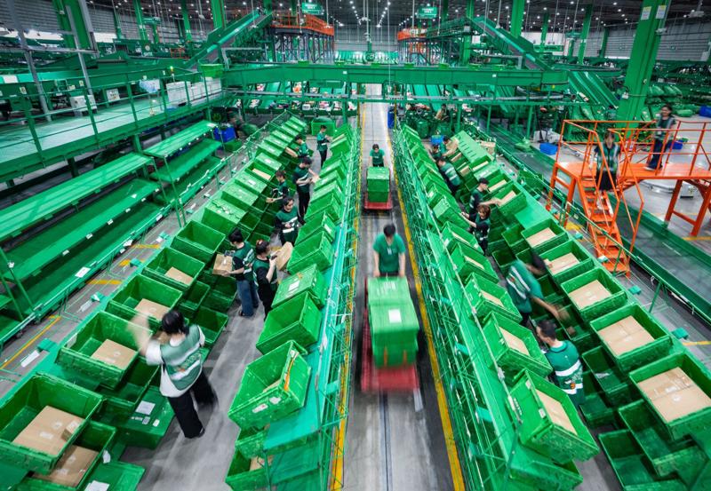 Thương mại điện tử phát triển tạo điều kiện cho E-logistics phát triển mạnh