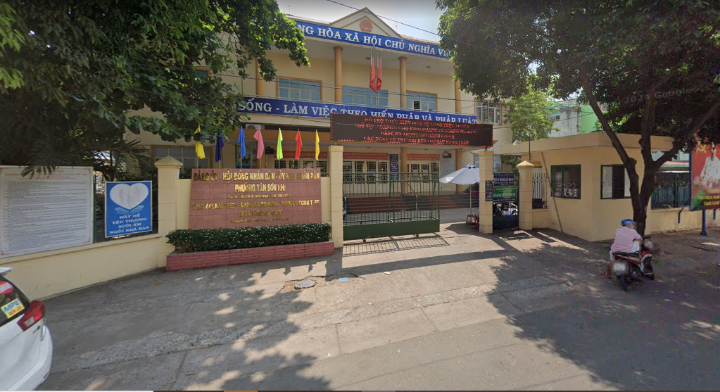 Trụ sở làm việc phường Tân Sơn Nhì - nơi tiếp nhận phần lớn dân cư Tân Quý cũ