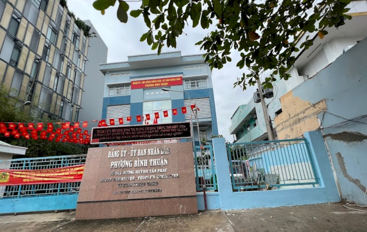 UBND phường Tân Thuận đặt tại UBND phường Bình Thuận cũ