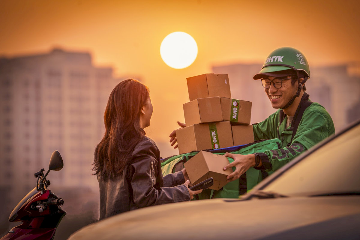 GHTK mang đến sự tối ưu cho dịch vụ giao hàng, kết hợp giữa tốc độ, độ chính xác và chi phí hợp lý, đặc biệt phù hợp với sự phát triển đô thị của thành phố hoa Sa Đéc.