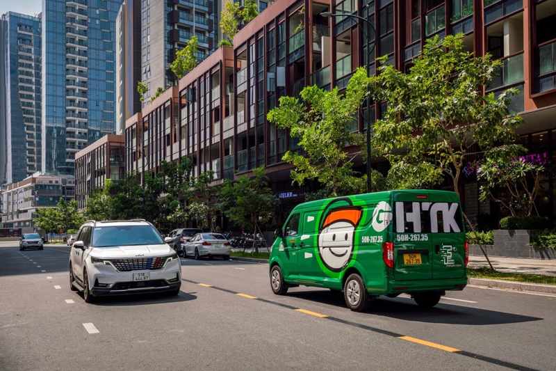 Đơn hàng sau khi được phân loại sẽ được chuyển đến khu vực người nhận để giao