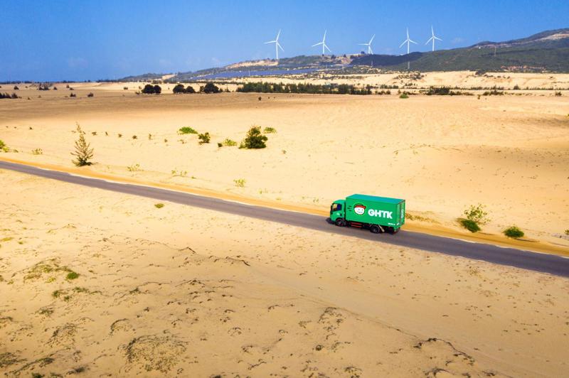 Giao nhận hàng hóa đường bộ là hình thức phổ biến nhất