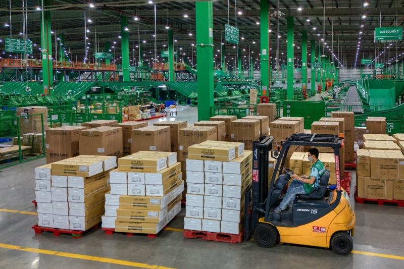 3PLs cung cấp giải pháp công nghệ và nền tảng số hóa cho hoạt động logistics.