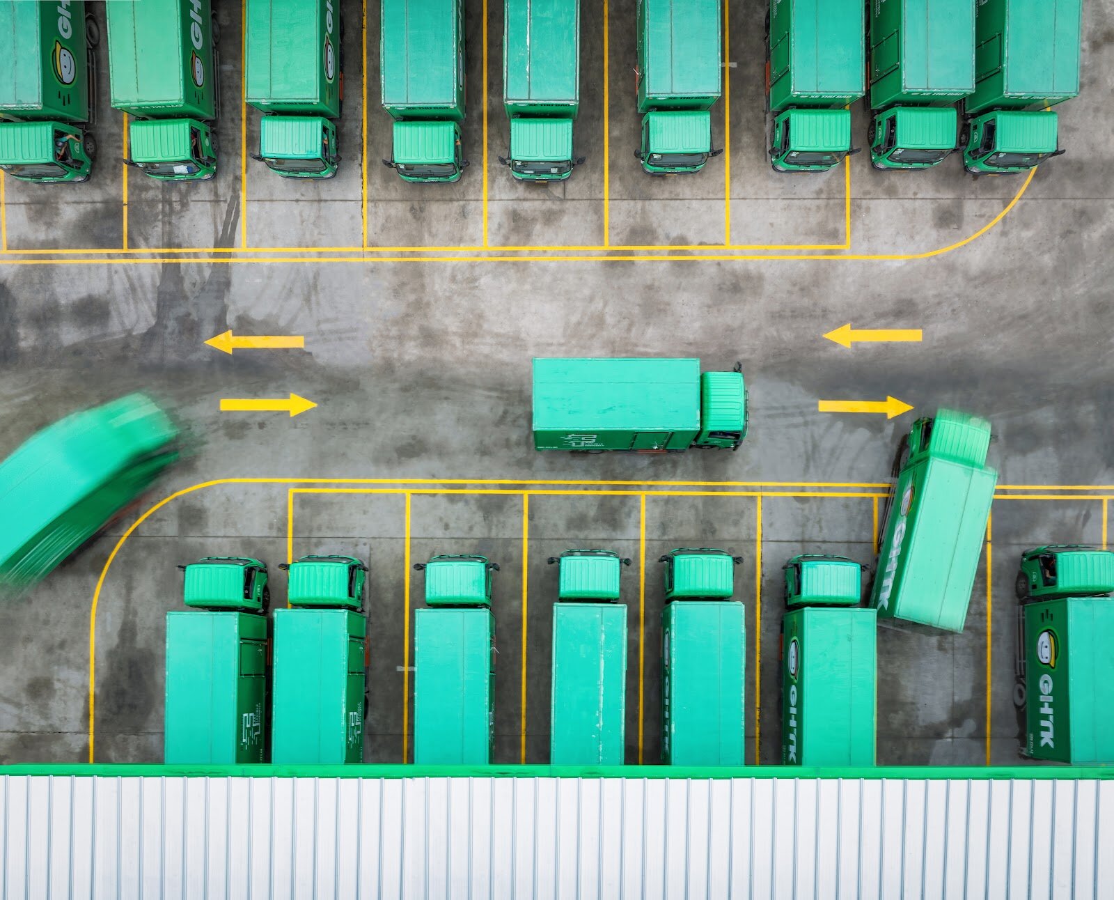 Chuỗi cung ứng tối ưu giúp doanh nghiệp giảm chi phí, tăng tốc chiếm lĩnh thị trường, nâng cao lòng trung thành và thích ứng linh hoạt trước mọi biến động.