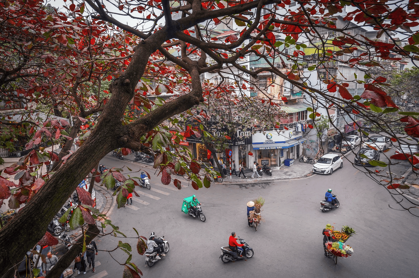 GHTK cung cấp dịch vụ vận chuyển chuyên nghiệp với tốc độ xử lý ưu việt và cước phí cạnh tranh, hỗ trợ đắc lực cho hoạt động giao thương từ huyện Phúc Thọ đi khắp cả nước.