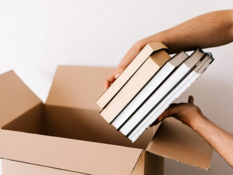 Chọn thùng carton vừa vặn với kích thước sách vở cần vận chuyển