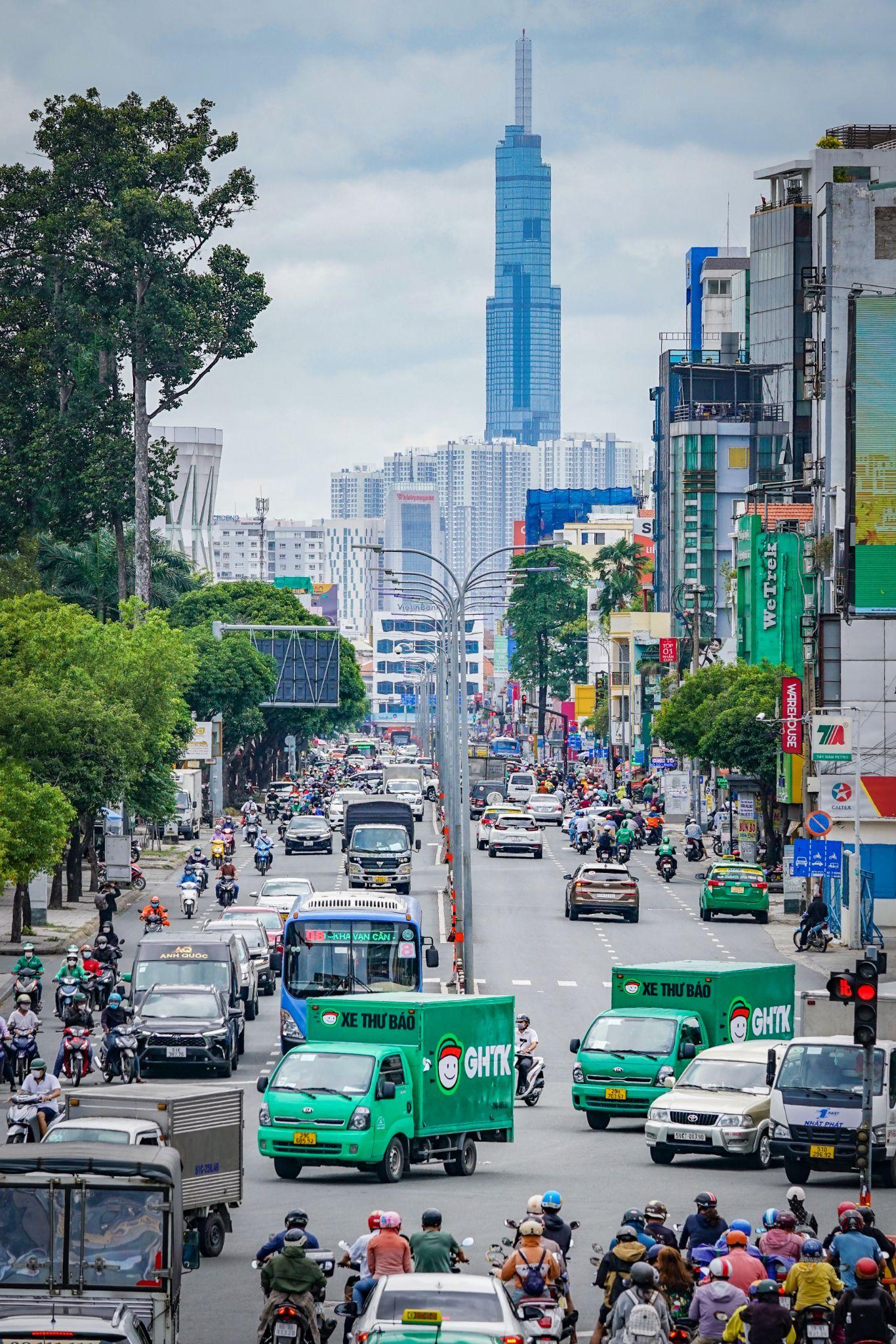 GHTK không ngừng tối ưu hệ thống bưu cục và định danh khu vực, mang đến trải nghiệm gửi hàng nhanh gọn – chính xác