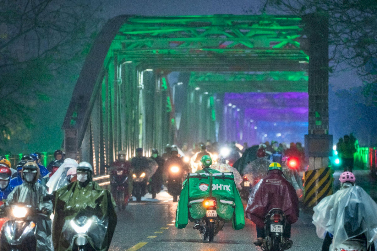 Bất kể vị trí của bạn ở đâu sau khi sáp nhập, GHTK cam kết luôn đồng hành và đáp ứng mọi nhu cầu vận chuyển hàng hóa của bạn một cách hiệu quả nhất