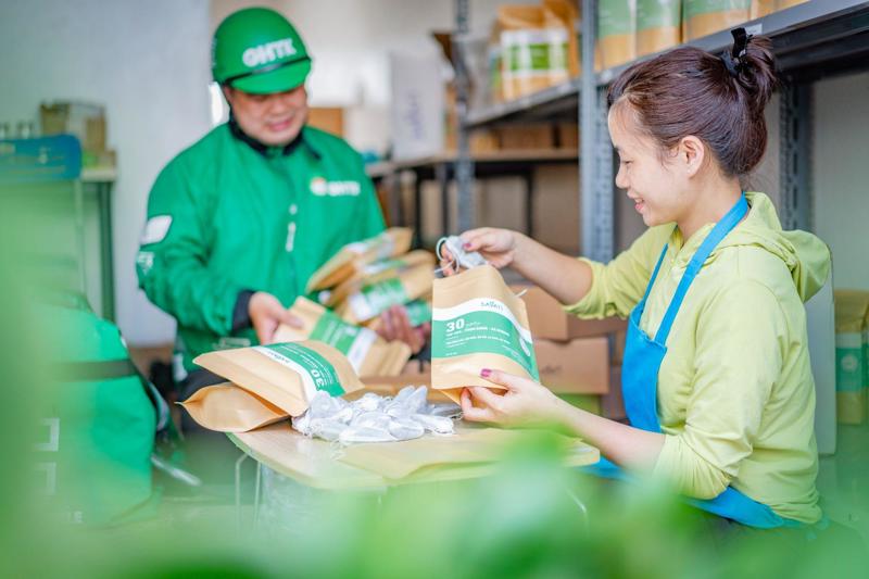 Dịch vụ XFAST GHTK phù hợp với đơn hàng thực phẩm khô cần giao gấp trong ngày