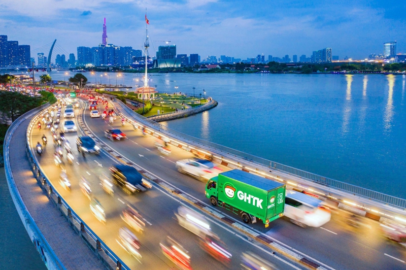 Xe tải vận chuyển thẳng từ điểm gửi đến điểm nhận