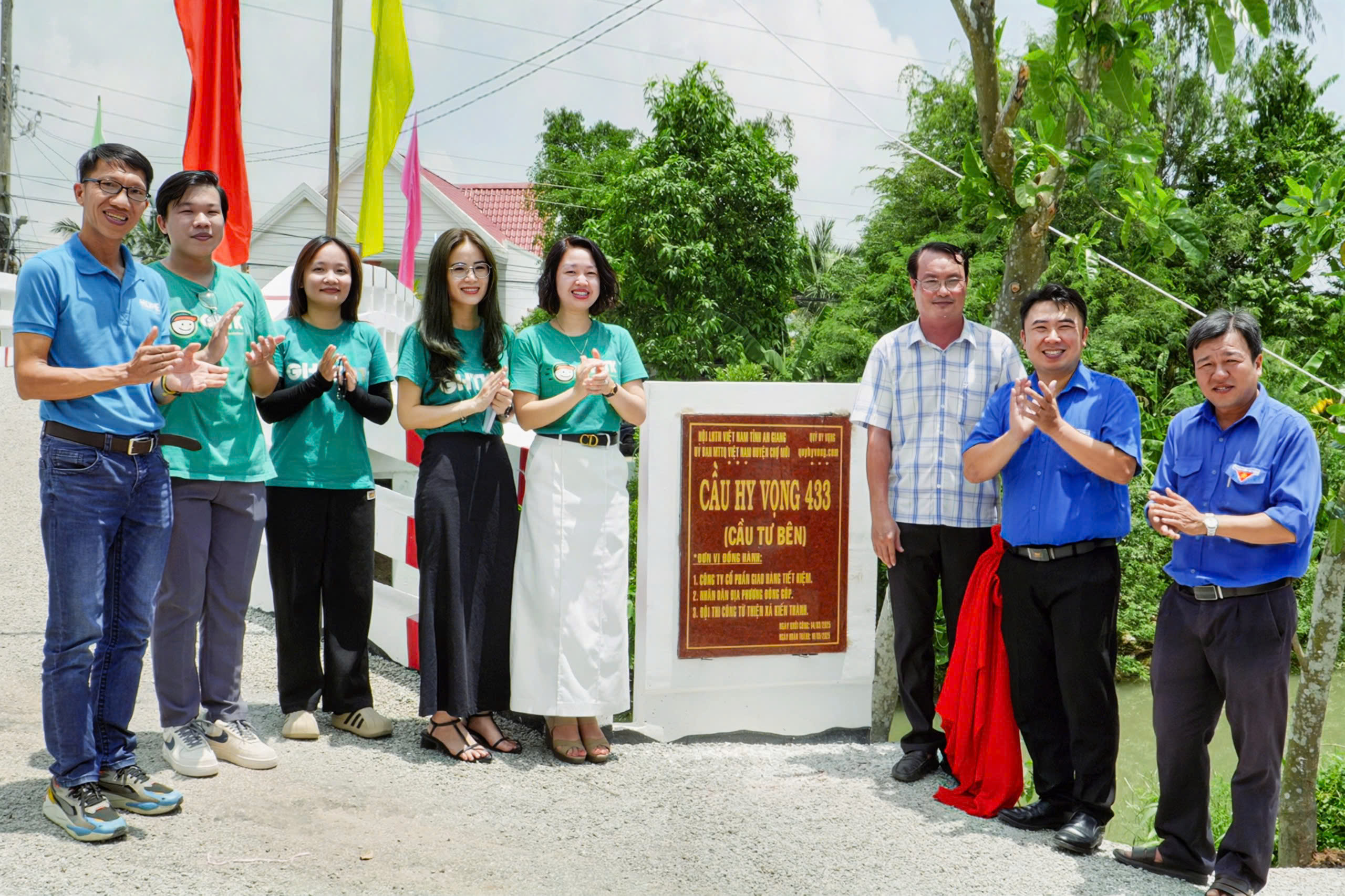 GHTK đồng hành cùng Quỹ Hy Vọng khánh thành các cây cầu mới tại miền Tây