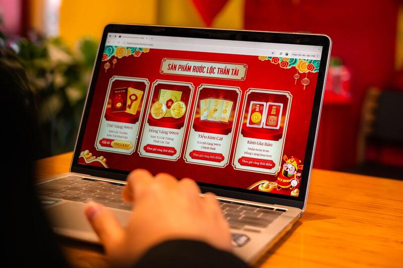 Hình ảnh, review và trải nghiệm tổng thể định hình ấn tượng và uy tín thương hiệu trong tâm trí khách hàng